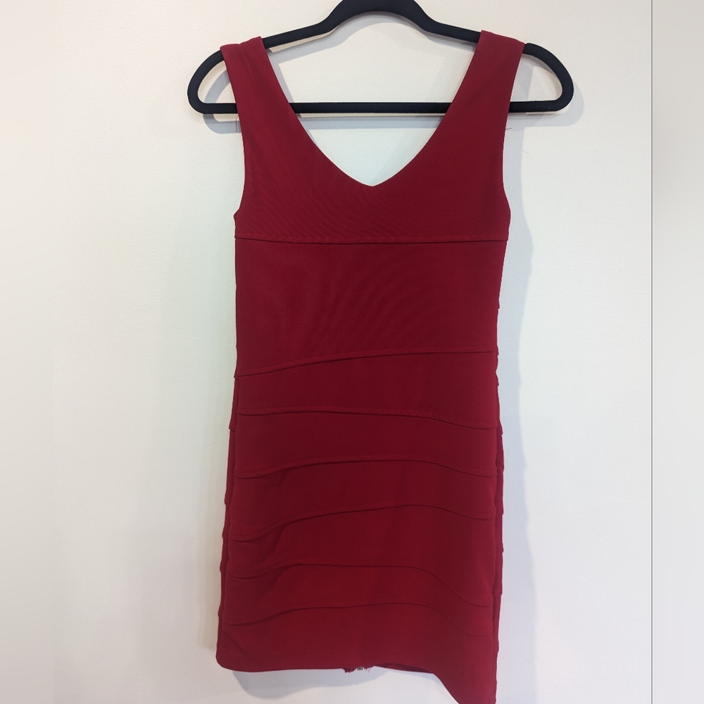 Poetry red full zipper dress. Very sexy. No flaws. Size small.